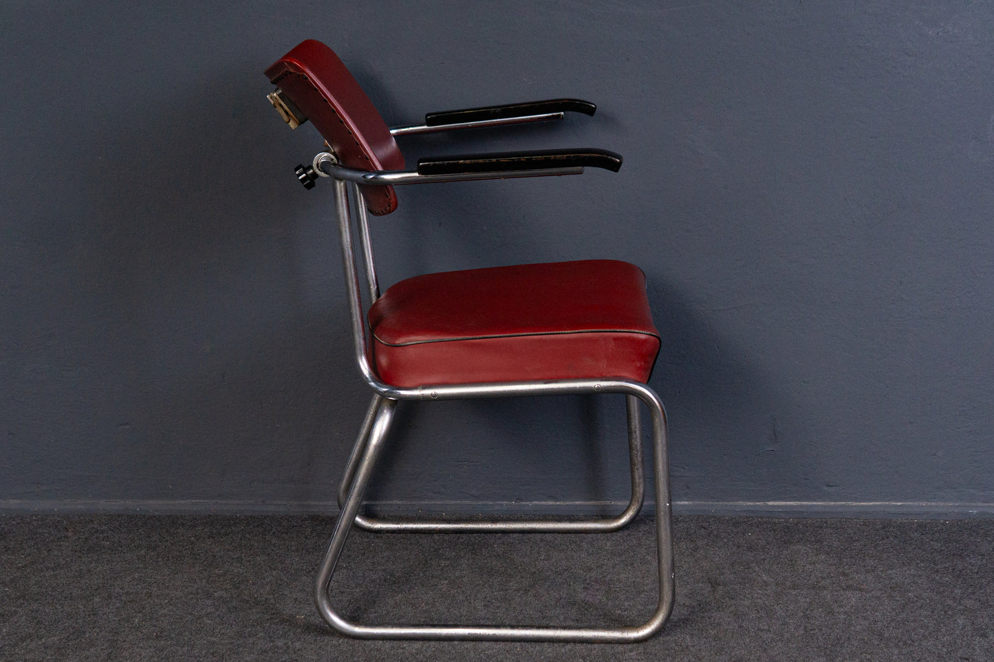 Freischwinger Design Stuhl Sessel Hocker Tisch Vintage 2402_0503