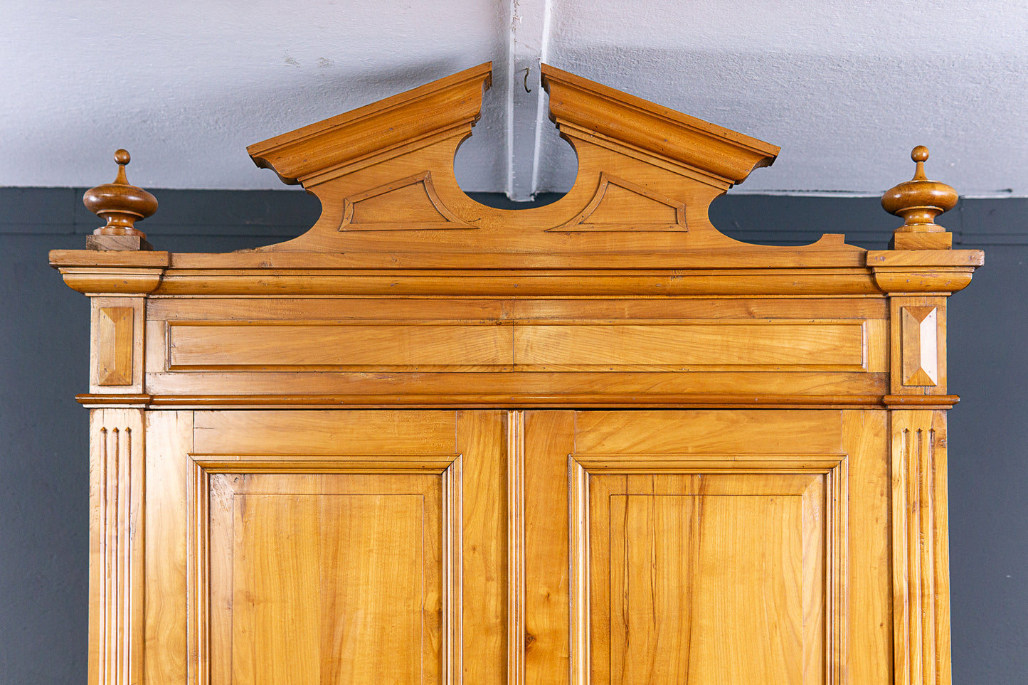 Kleiderschrank Schrank Regal Kommode Garderobe Alt Antik 2304_0505