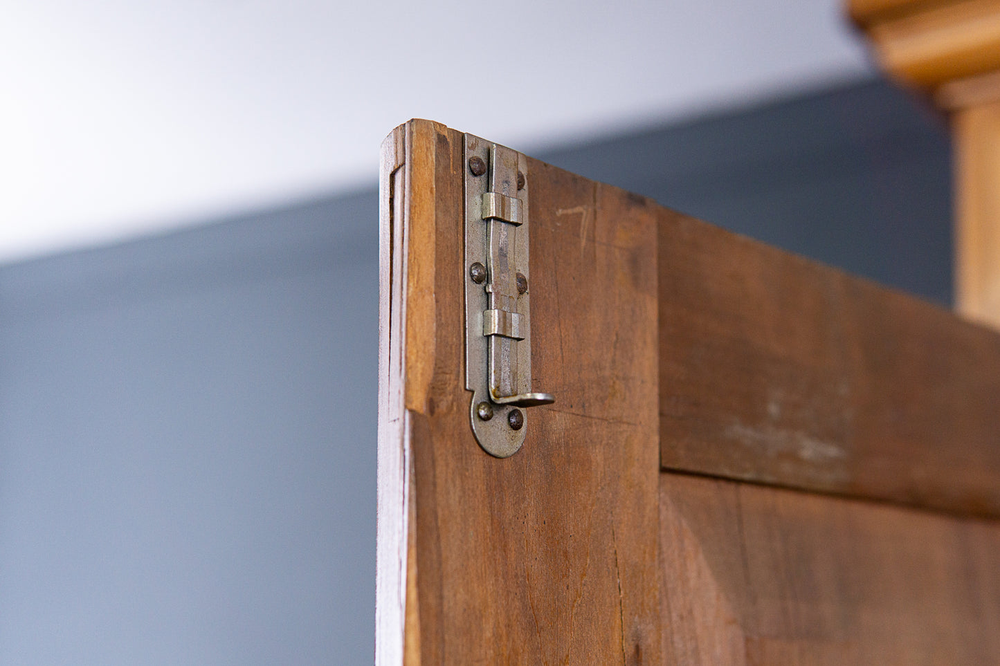 Kleiderschrank Schrank Regal Kommode Garderobe Alt Antik 2304_0505