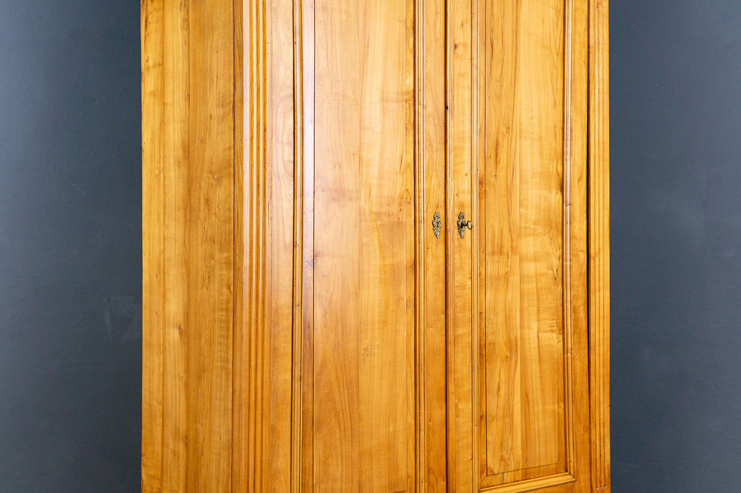 Kleiderschrank Schrank Regal Kommode Garderobe Alt Antik 2304_0505
