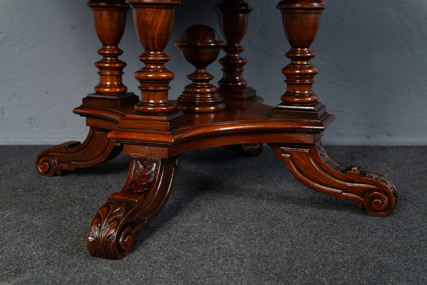 Gründerzeit Tisch Table Vintage Sofa Stuhl Sessel Antik MÖBLINGER 2412_1203