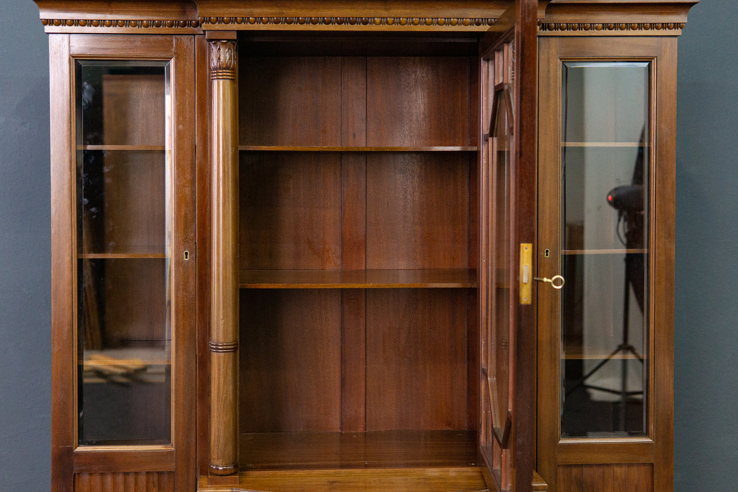 Bücherschrank Regal Schrank Vitrine Anrichte Alt Antik 2203_0205