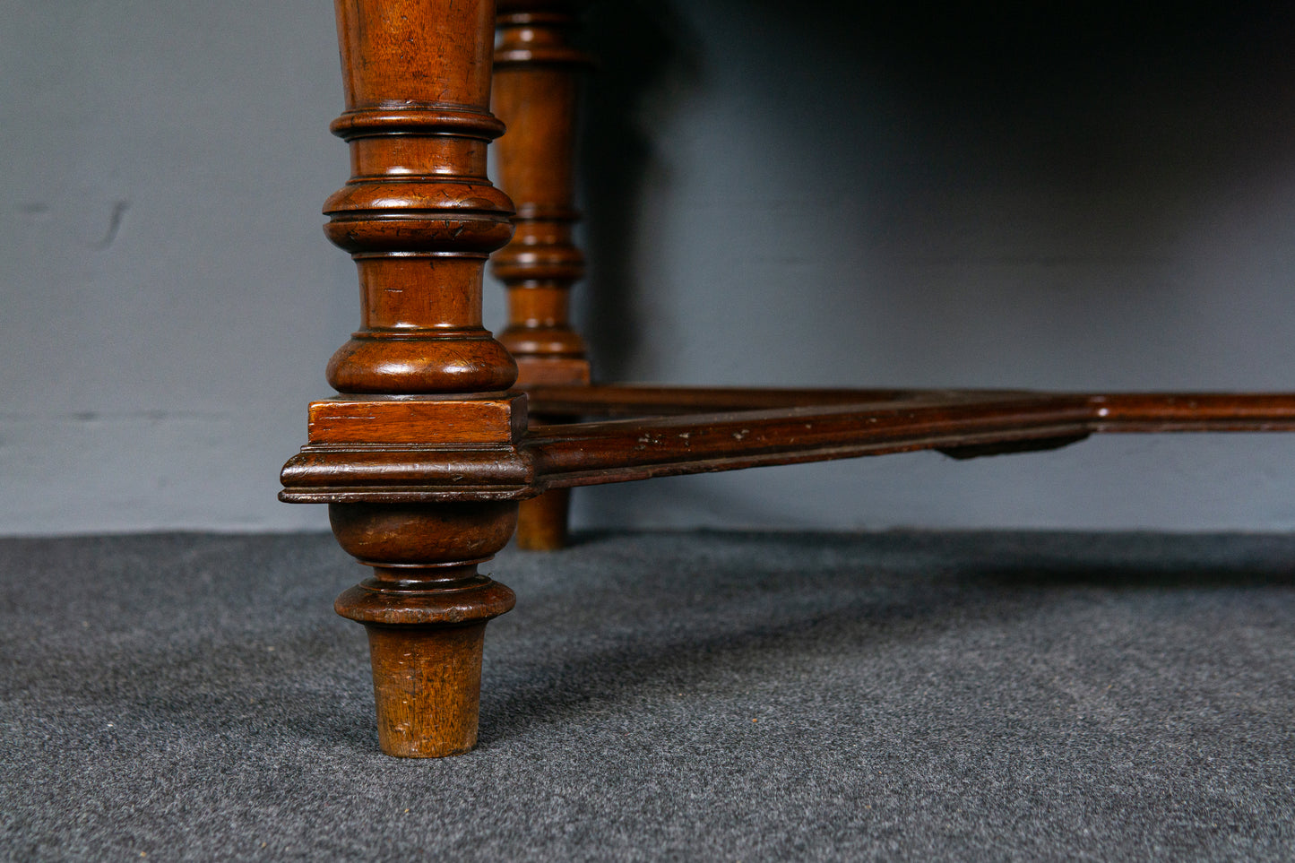 Antiker Tisch Vintage Tafel Table Stuhl Alt Kulissentisch MÖBLINGER 2412_1703