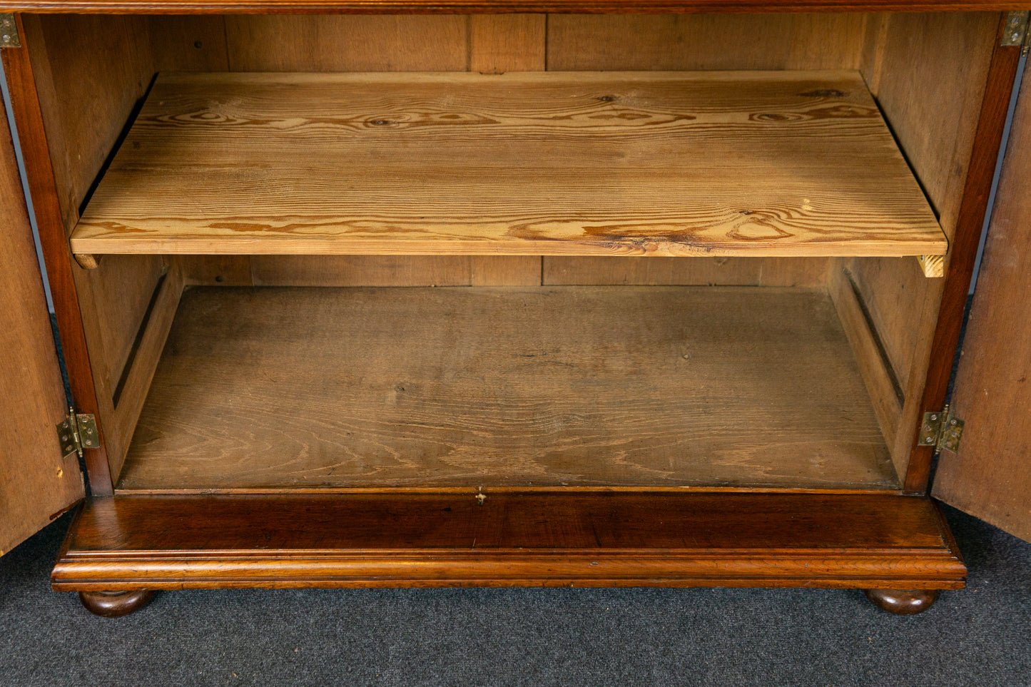 Antike Anrichte Schrank Sideboard Kommode Regal Konsole MÖBLINGER 2412_1705