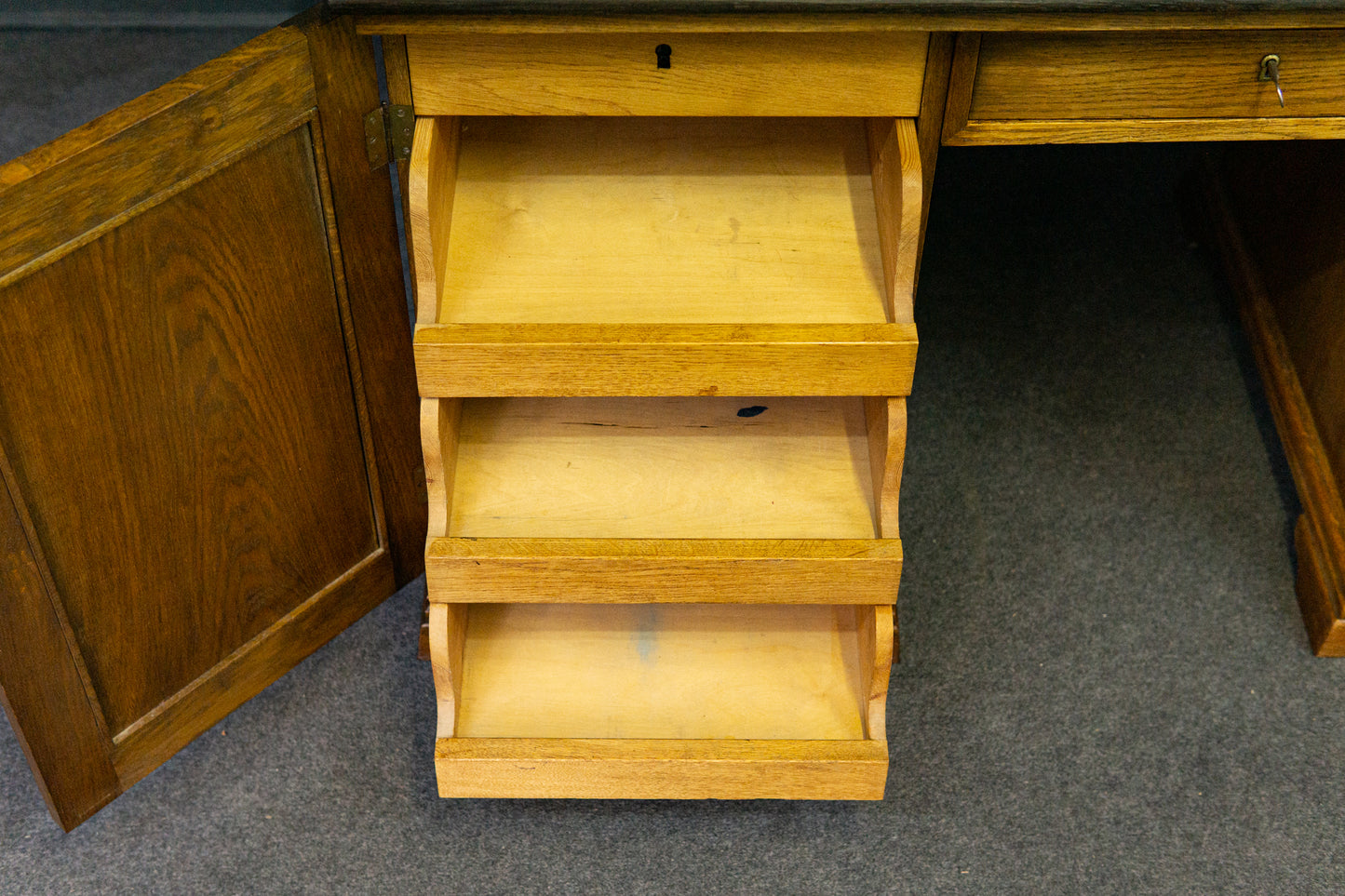 Schreibtisch Desk Tisch Sekretär Büro Alt Antik 2203_1502