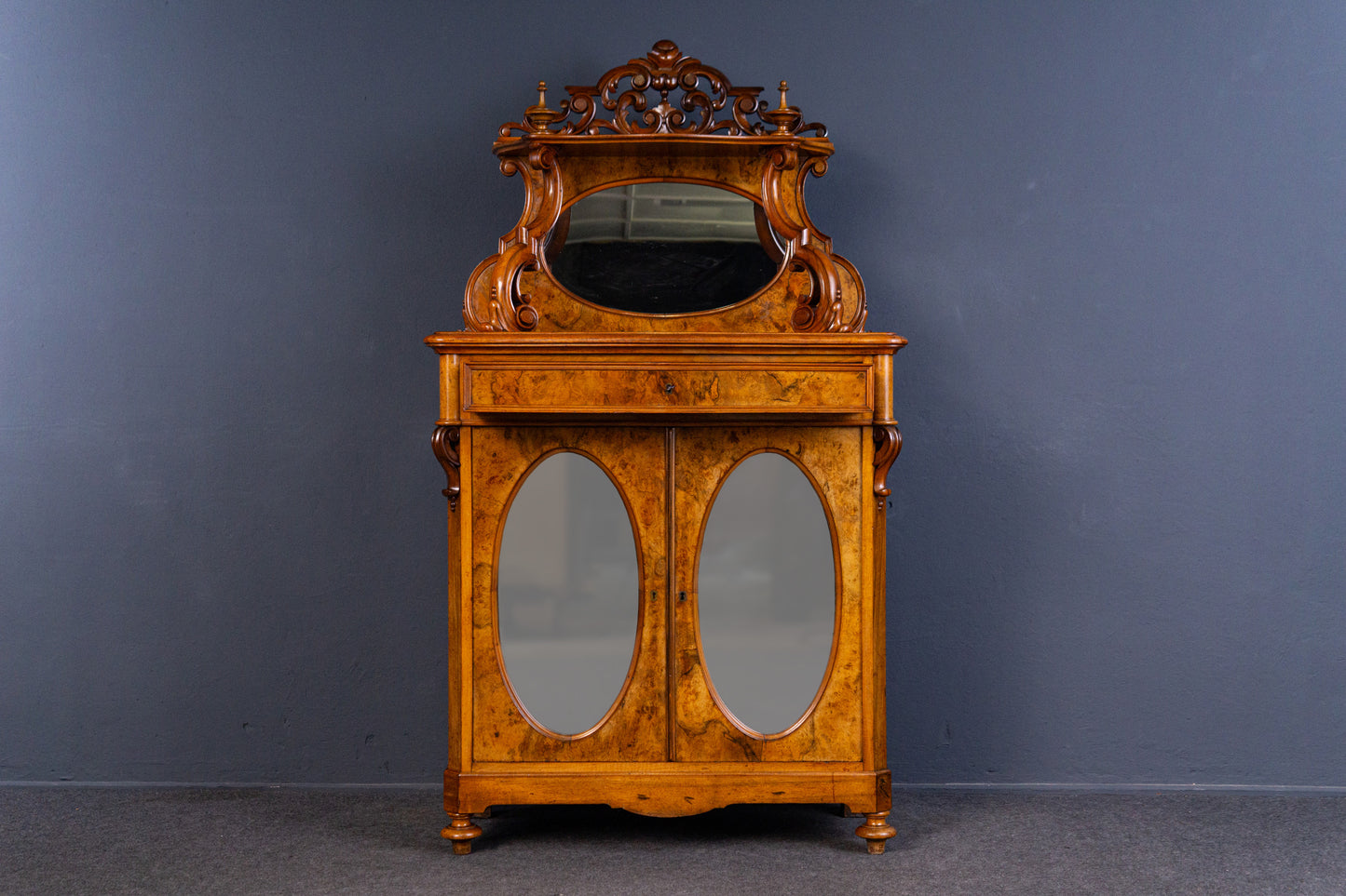 Antik Chr. Niederhöfer Vertiko Kommode Schrank Buffet Alt 2404_1502
