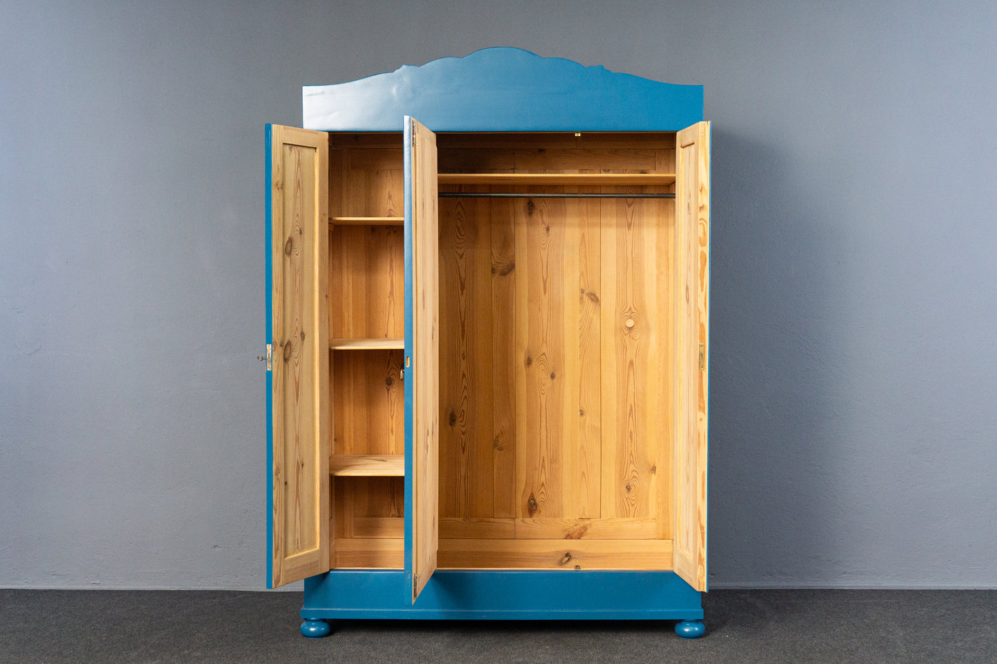 aufge. Vintage Kleiderschrank Schrank Kommode Antik Alt MÖBLINGER 2412_2304