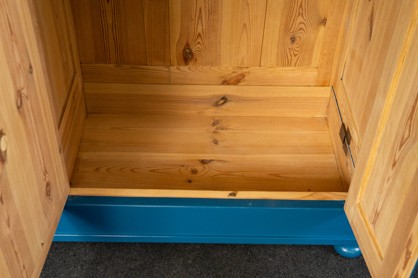 aufge. Vintage Kleiderschrank Schrank Kommode Antik Alt MÖBLINGER 2412_2304