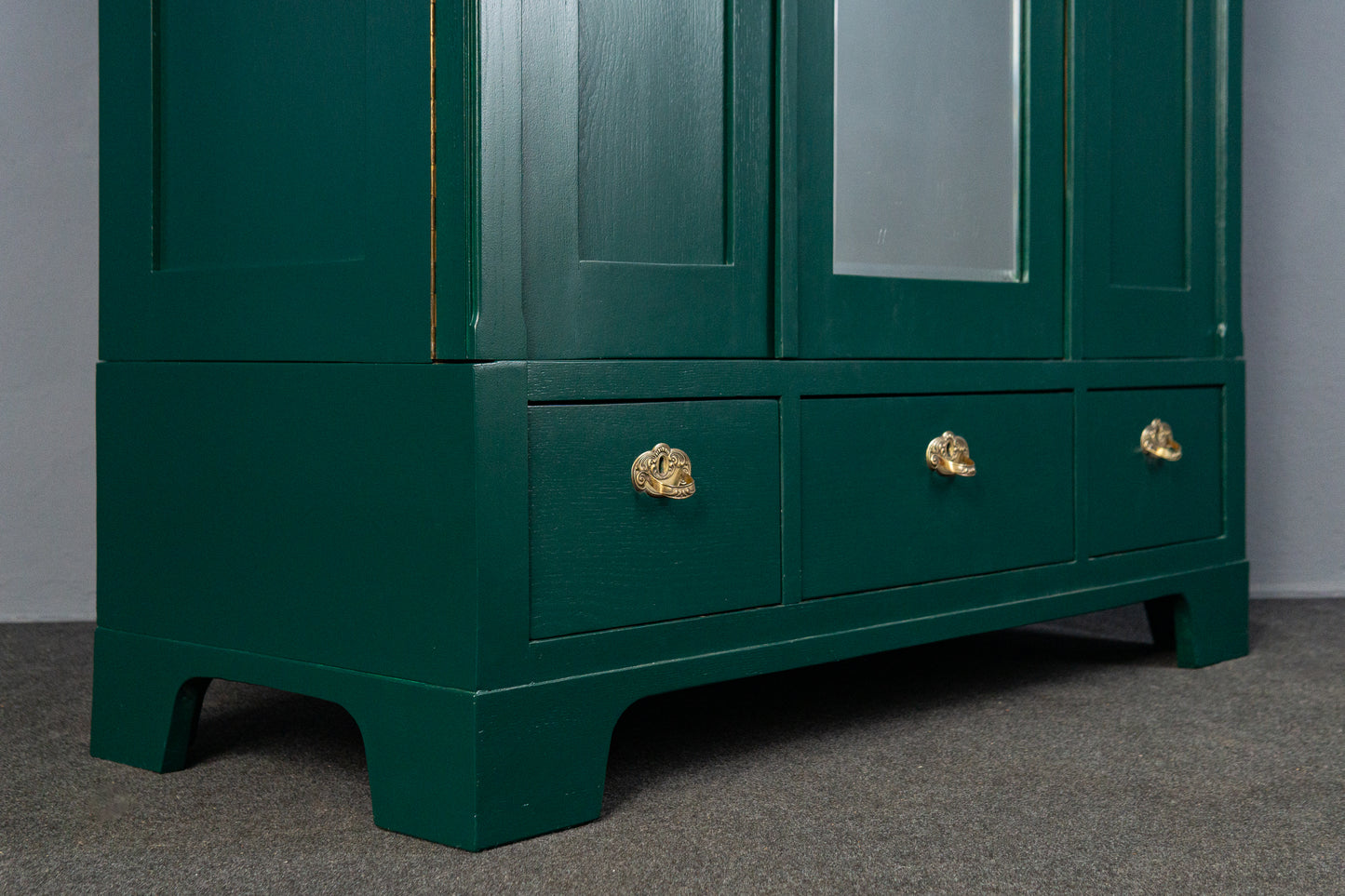 aufgearb. Schrank Vintage Garderobe Kommode Regal Antik MÖBLINGER 2412_2305