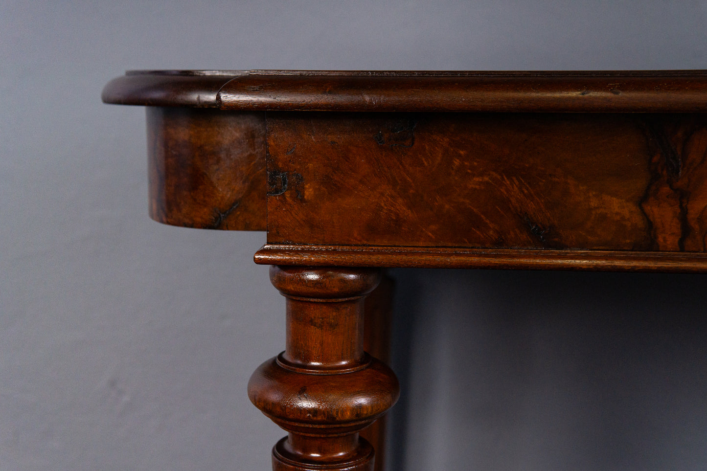 Antiker Salontisch Tisch Table Sofa Bank Vintage Alt MÖBLINGER 2501_0602