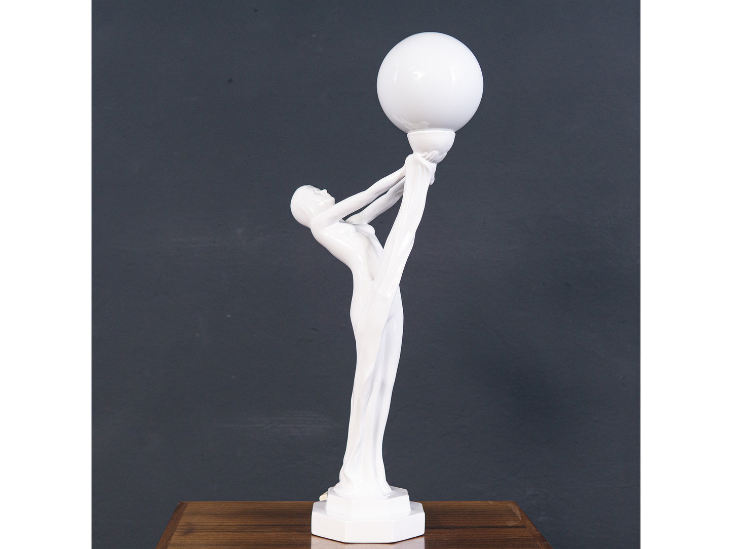 Tischlampe Leuchte Licht Lampe Statue Skulptur Porzellan 2307_0604