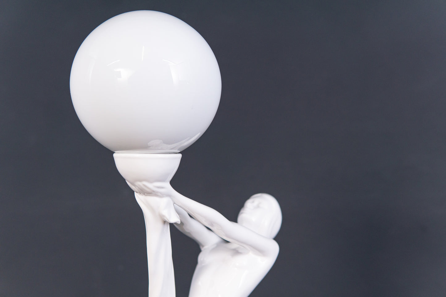 Tischlampe Leuchte Licht Lampe Statue Skulptur Porzellan 2307_0604