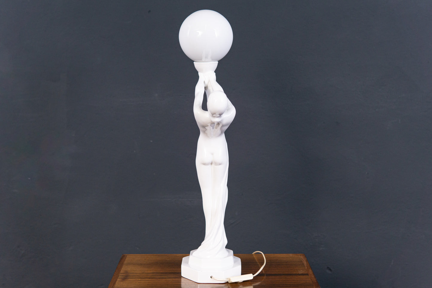 Tischlampe Leuchte Licht Lampe Statue Skulptur Porzellan 2307_0604