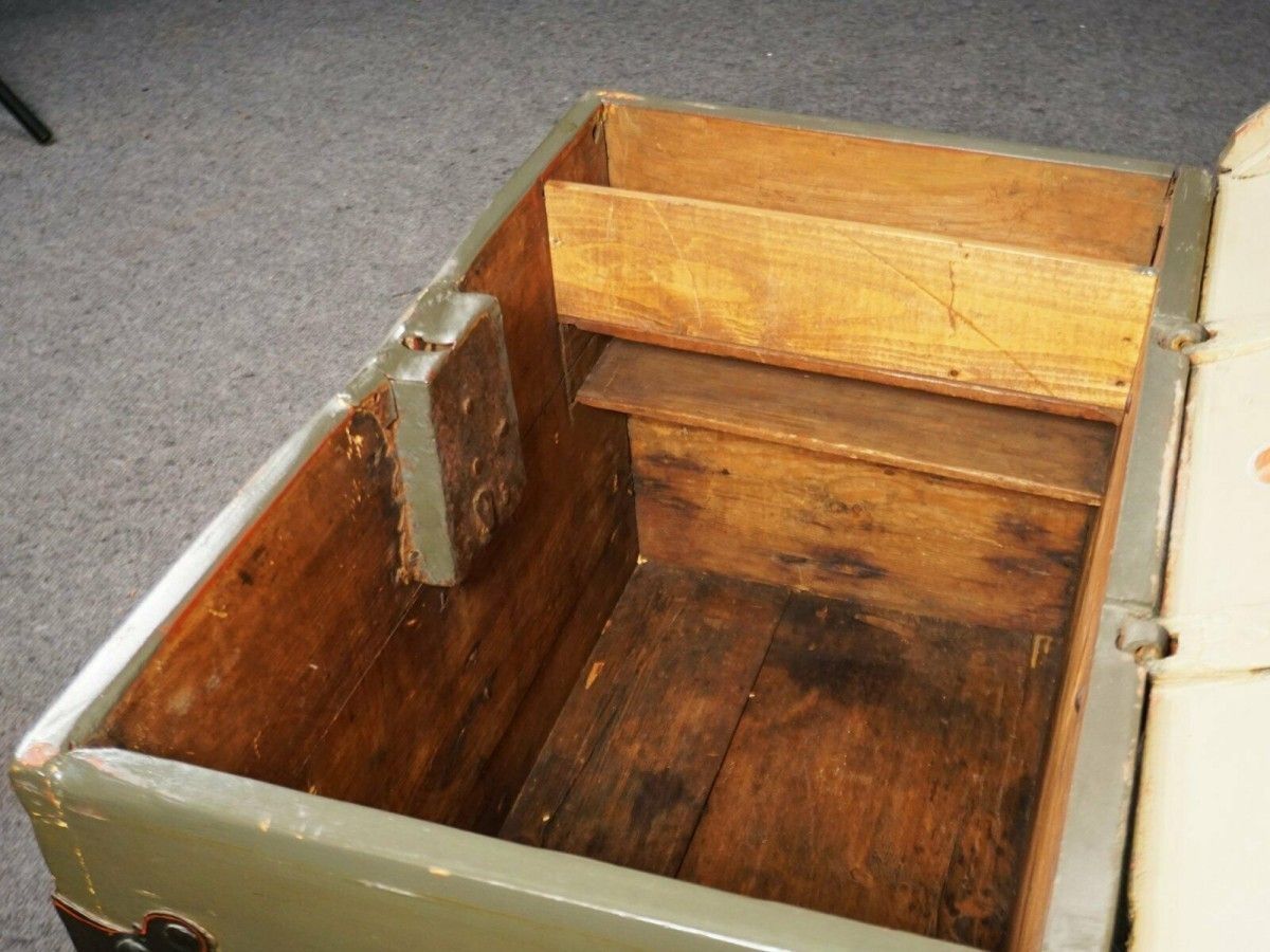 Runddeckel-Truhe Barock 1759 Kiste Kommode Alt Antik MÖBLINGER 2000-0059